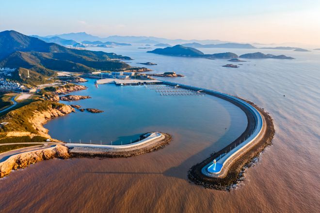 4月13日开跑！奖牌、服装揭晓！AG真人直营2025象山马拉松(图1)
